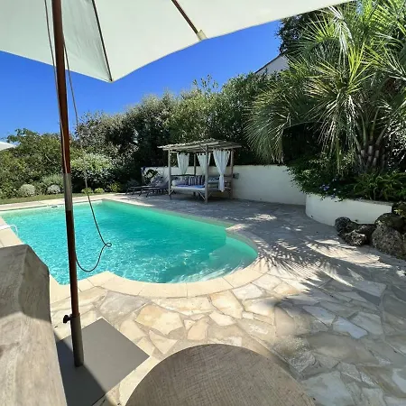 De Luxe 4 Avec Piscine Chauffee Et Amenagements De Gamme, - Fr-1-726-32 * La Croix-Valmer