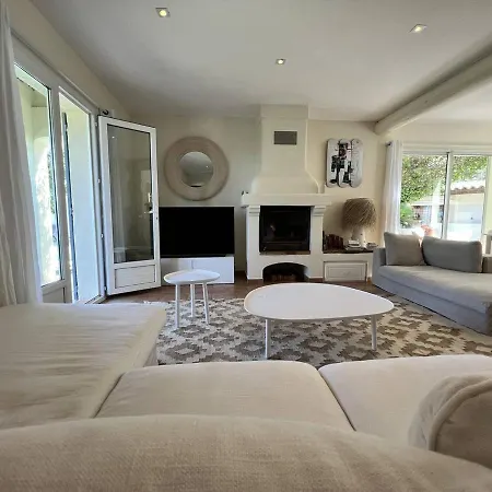De Luxe 4 Avec Piscine Chauffee Et Amenagements De Gamme, - Fr-1-726-32 Villa La Croix-Valmer